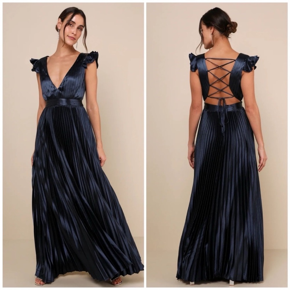 Elegant Navy Blue Pleated Maxi Dress